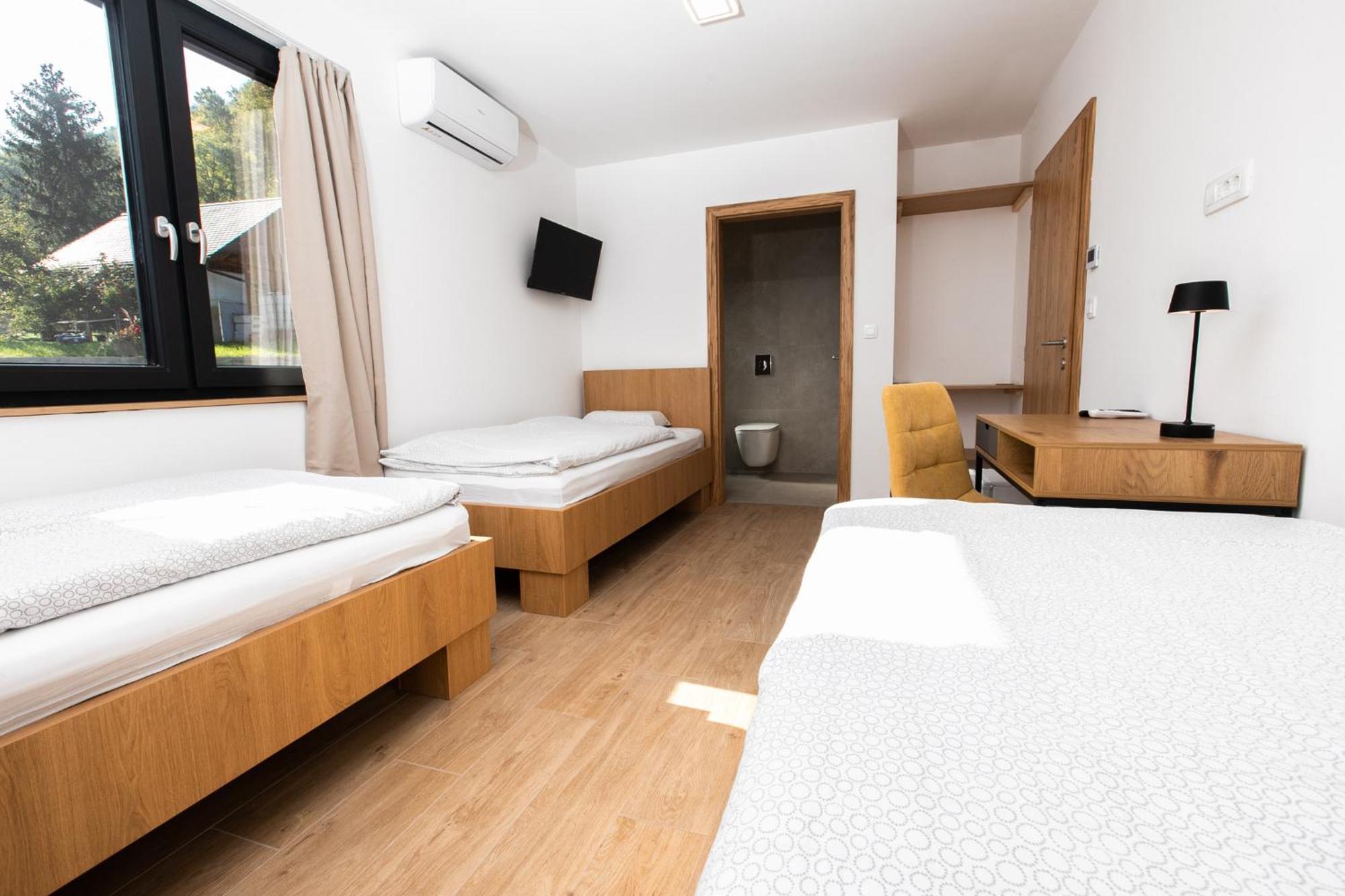 Kozjanski Dvor Podcetrtek Ngoại thất bức ảnh